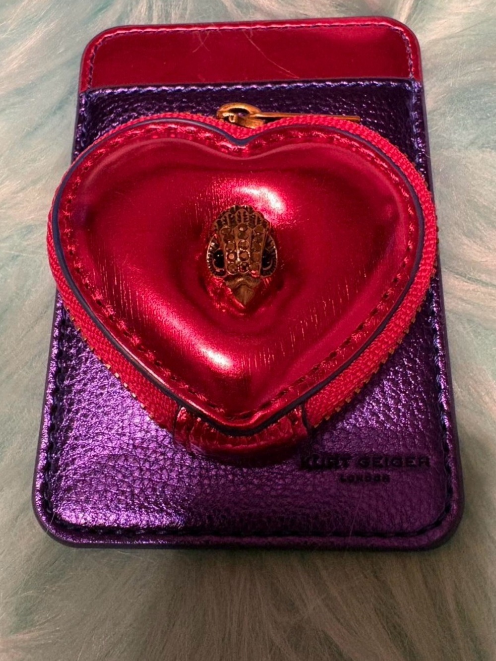 Kurt Geiger Metallic Purple Card Holder with Hot Pink Heart Pocket - Picture 3 of 7